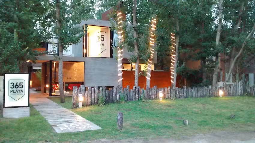 365 Playa
