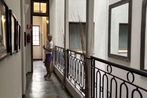 A Hotel – Art Gallery