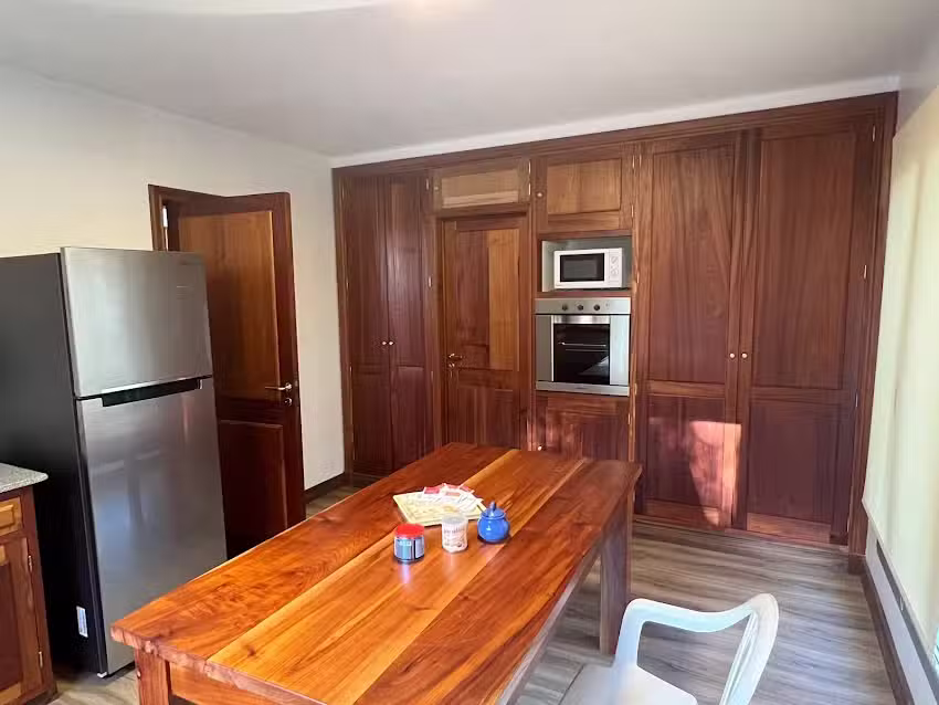 Al Puente y Palo – Casa de Piedra