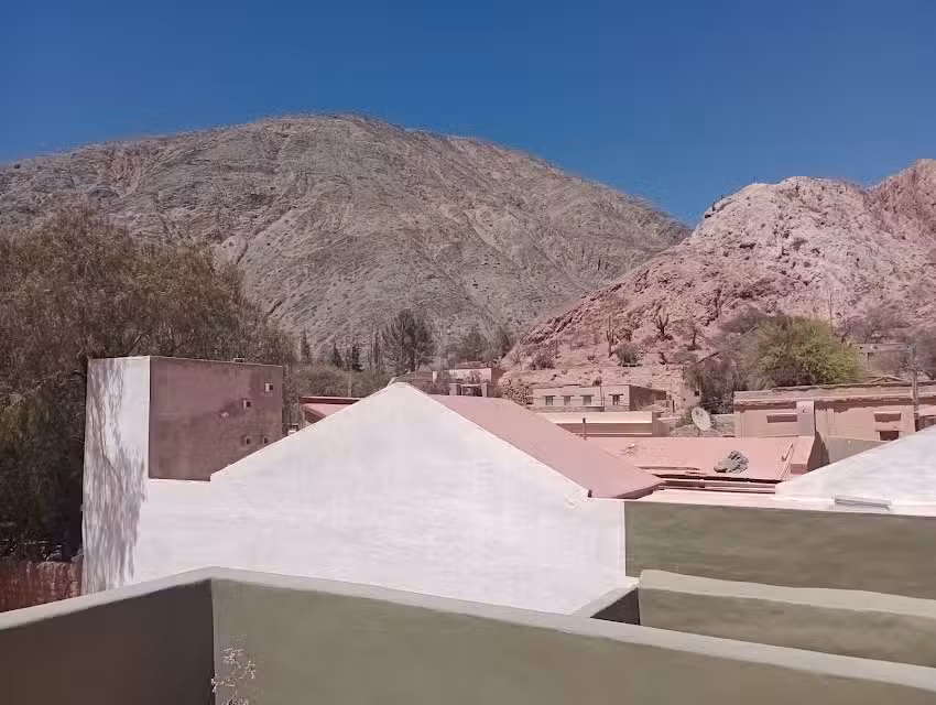 ALOJAMIENTO IPAY- La Tía