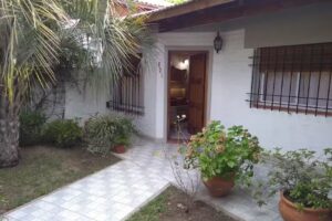 Alojamiento “LAS ACACIAS”