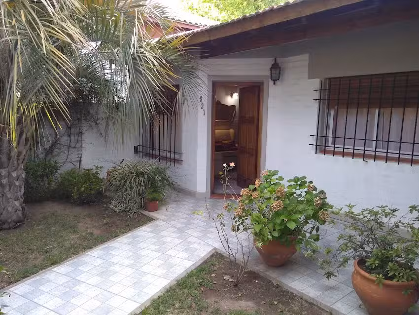 Alojamiento “LAS ACACIAS”