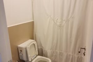 Alquiler temporario departamento categoria La banda para 2/3 personas comunicación solo por este número. No tenemos gestores