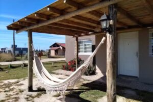 Altos de Cobo,Cabañas para 4 y 2 personas, totalmente equipadas, a 2 cuadras de la playa y 4 de la calle principal