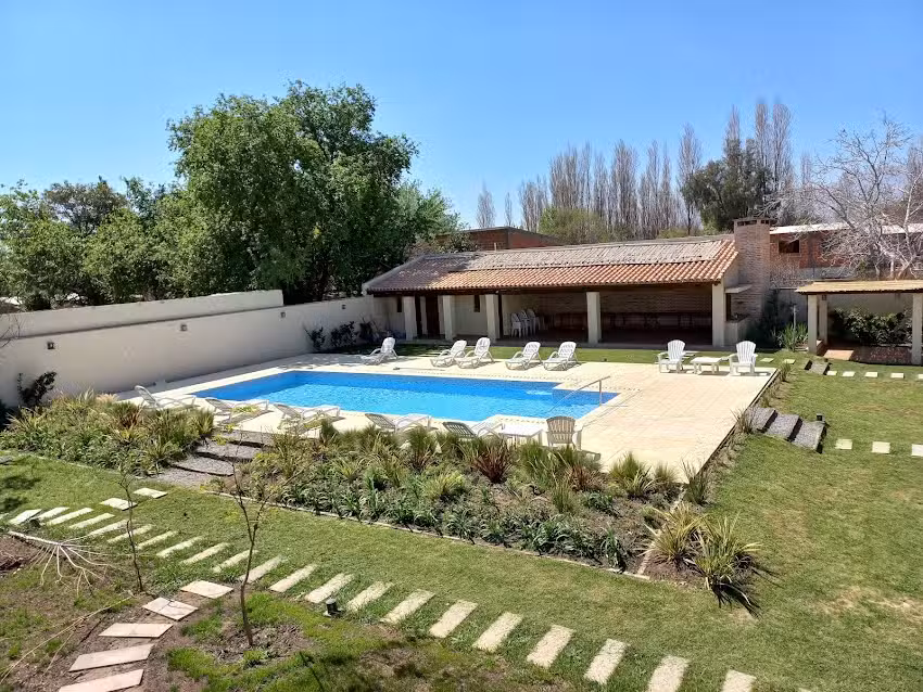 Apart Colonial con Pileta