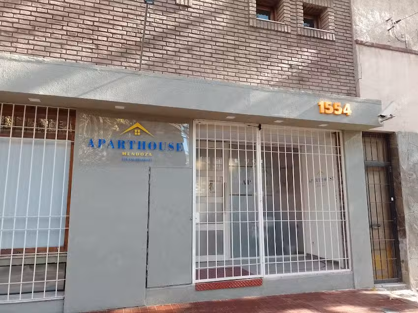 Aparthouse Mendoza