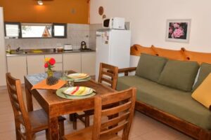 Aparts La Balconada by DOT Suites