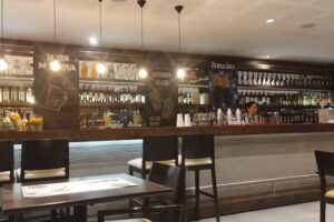 Aristides cool & trendy