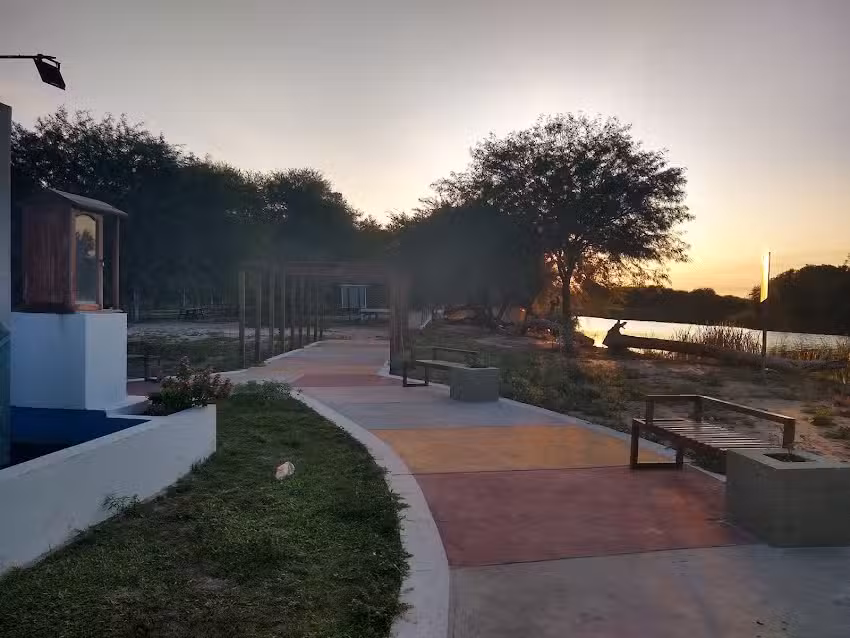 Arroyo y Camping El Malha