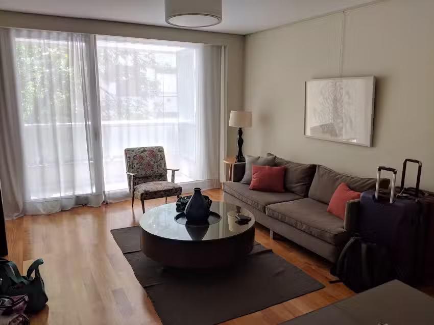 Art Suites & Gallery