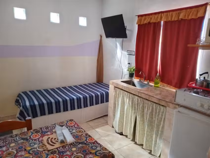 BARDAS del LIMAY – DORMÍ c/HIDROMASAJE TOTALMENTE EQUIPADO