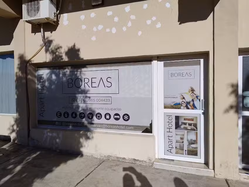 Boreas Apart Hotel