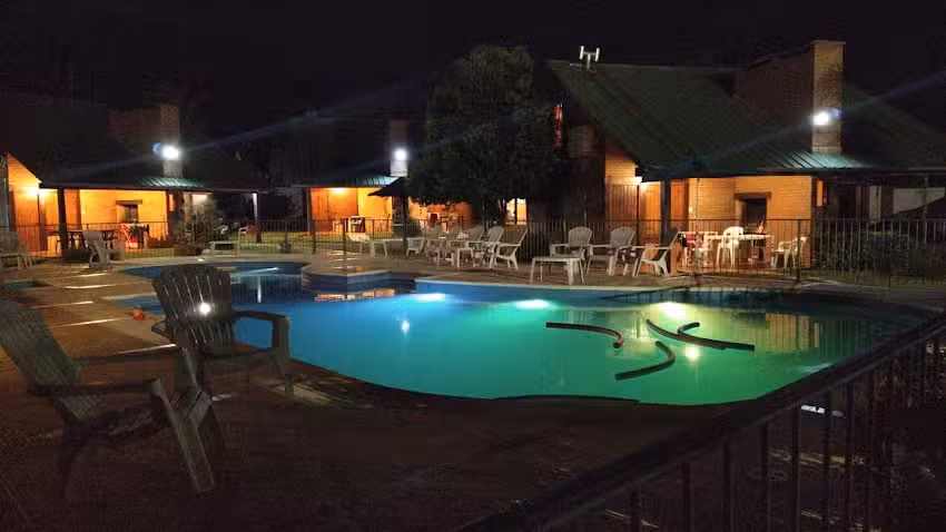 Brisas de Oro Hotel y Cabañas