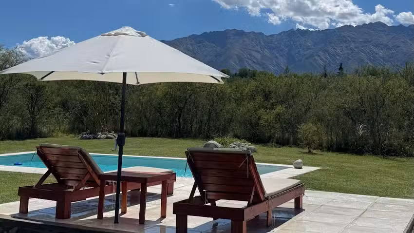 CABAÑA LUNA DE LOS MOLLES