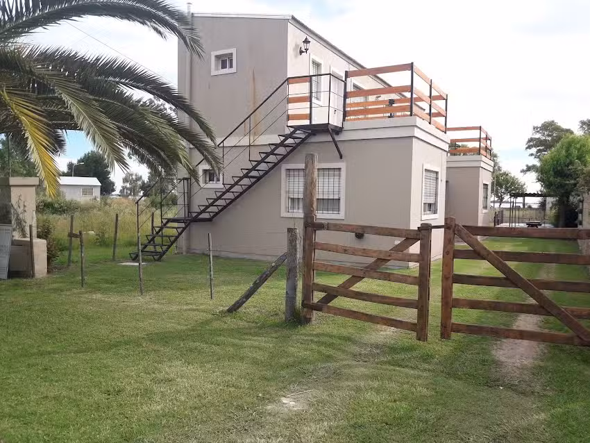 Cabañas Brisas de la Laguna LLENO