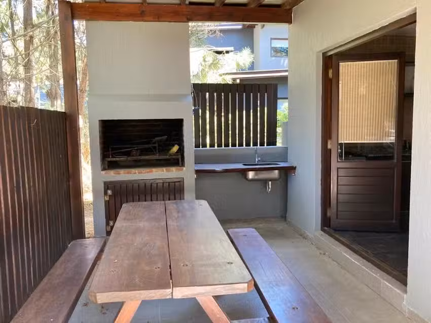 Cabañas Caste del Este