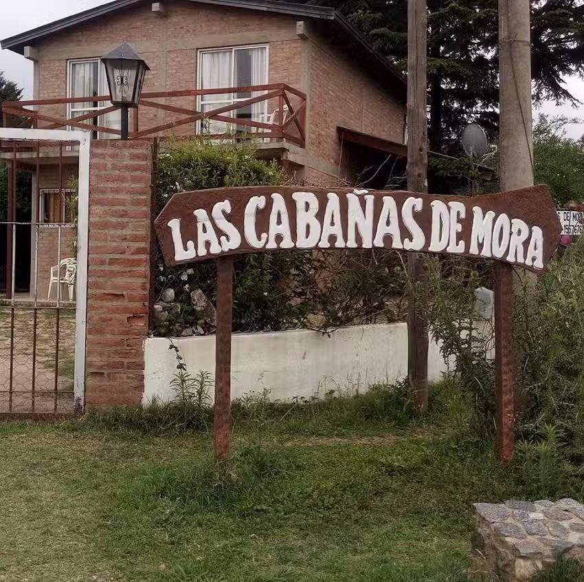Cabañas de Mora