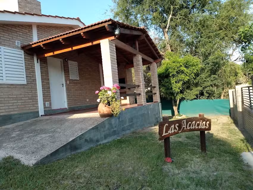 Cabanas Las Acacias