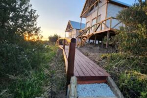 Cabañas Modo playa – Despertar mirando el mar!