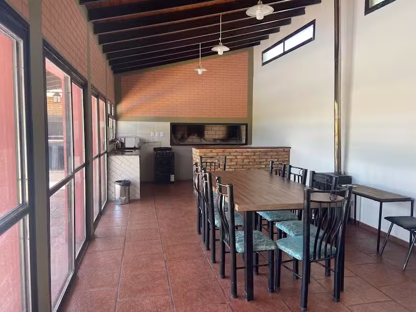 “Cabañas Paredes”