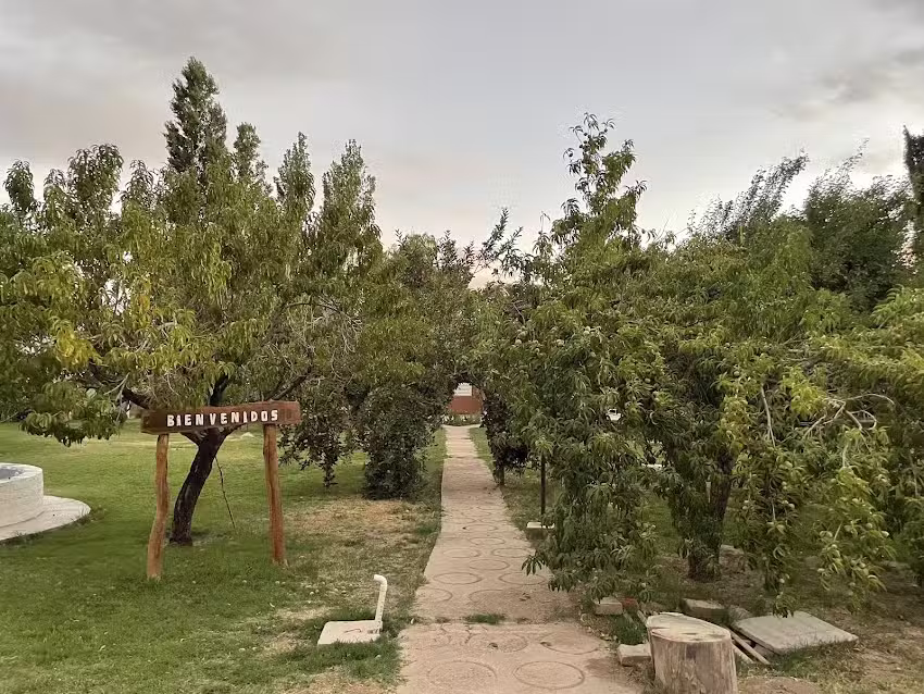 Cabañas Rufino, Rodeo-Iglesia