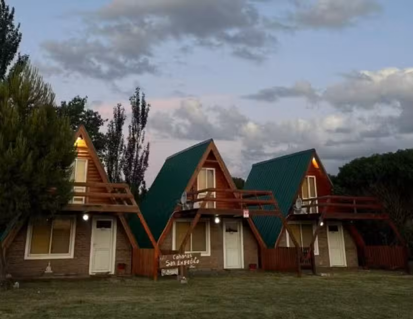 Cabañas San Expedito Los 3 Hermanos