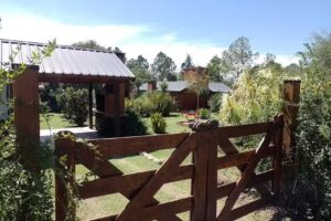 Cabañas un algarrobo y algo mas