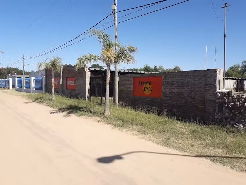 Cabañas y Guardería Náutica Arroyo Leyes