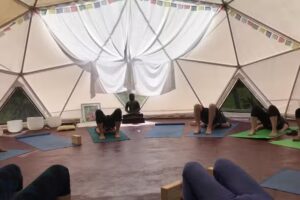 Cabañas & Yoga Complejo Bandera Blanca