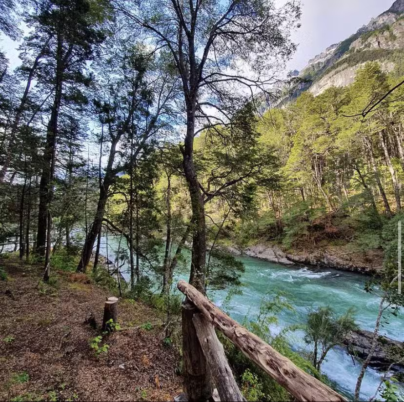 Camping La Pasarela de El Manso