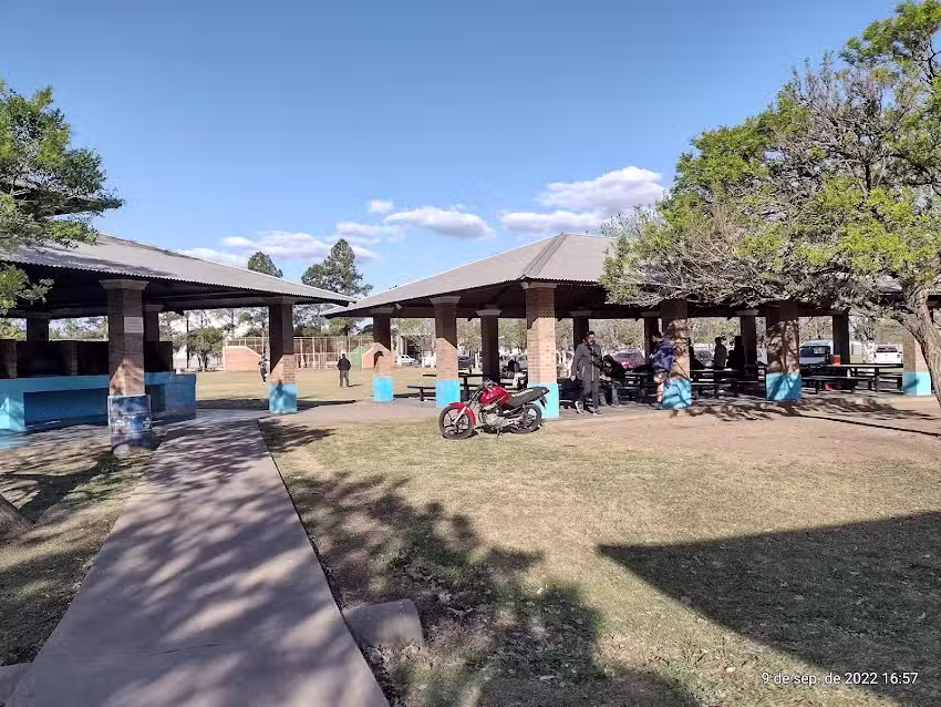 Camping Uom Teodoro Ponce