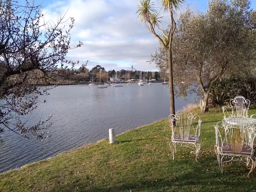 Camping y Cabañas “Rio Quequén”