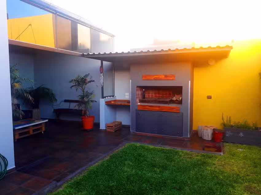 CASA CONFORTABLE EN CIUDAD DE CÓRDOBA.