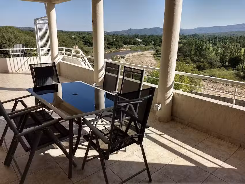 Casa y Departamento la buena vista