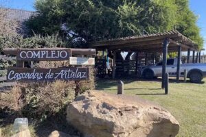 Complejo Cascadas de Artalaz