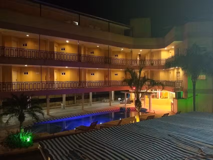 Complejo Paso Del Rey