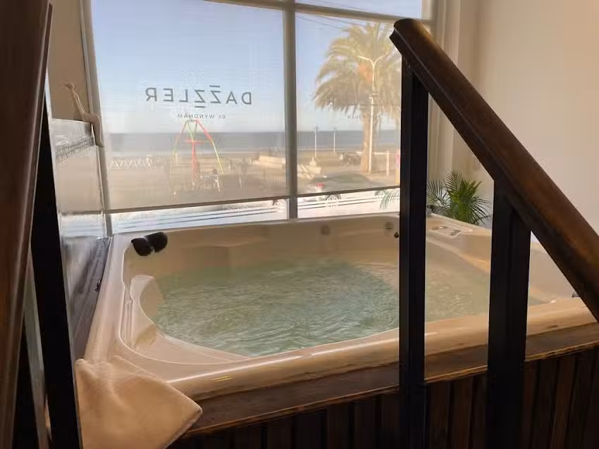 Dazzler by Wyndham Puerto Madryn