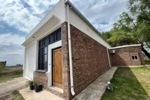 Don Enrique Bar & Hostel