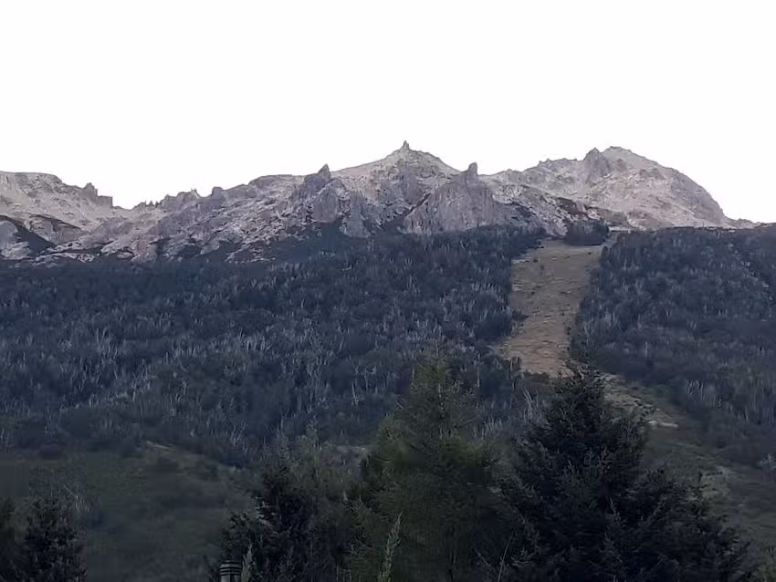 Duplex en la Base Del Cerro