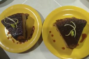 Eco Hostel / Abya Yala Resto-Bar