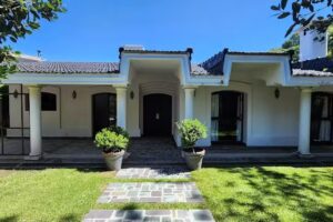 El Cerquero, Casa de Huéspedes