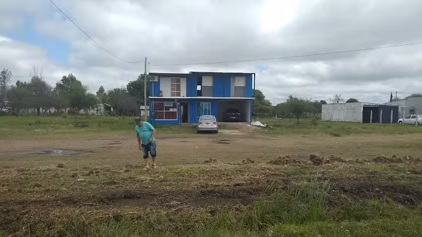 Electrónica y Hospedaje Future