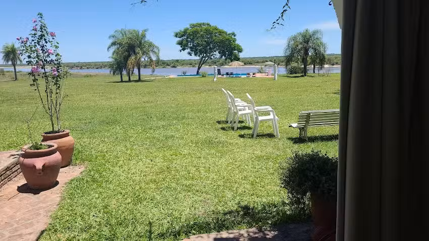 Estancia la Pelada Esquina