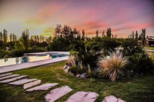 Finca La Escondida San Rafael – Cabañas