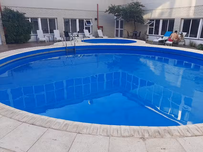 Global Hotel
