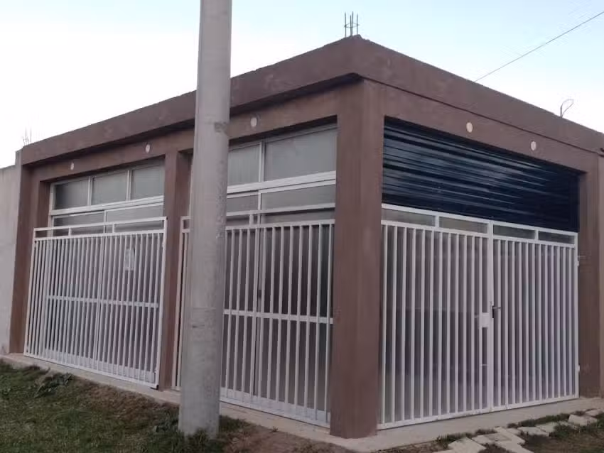 Hospedaje BellaVilla (con salón de reuniones)