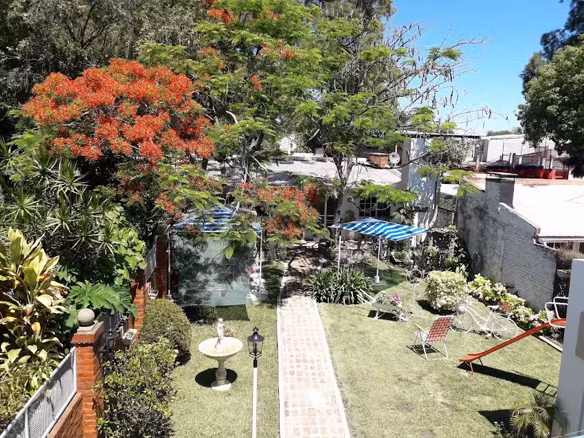 “Hospedaje Chiquito”