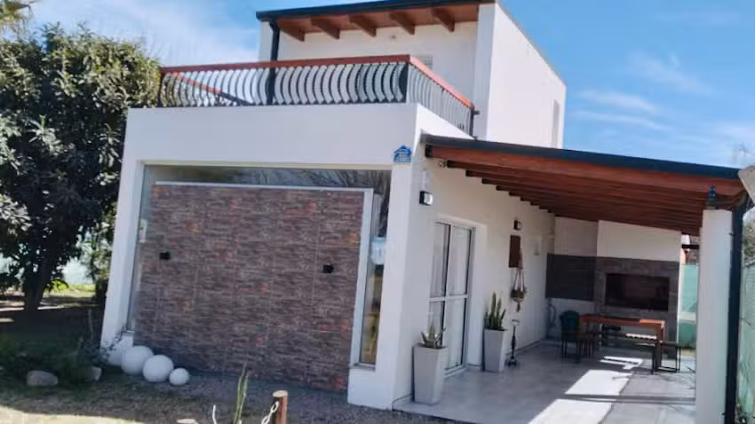 Hospedaje Familiar “El Níspero”