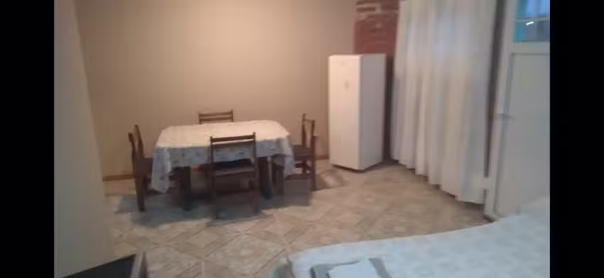 Hospedaje por día Ataliva Roca