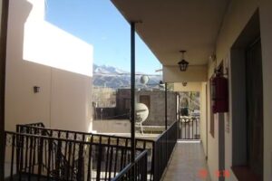 Hostal Neriz y Casa de comidas Cachimba